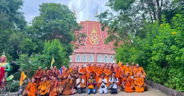 9 monks killed after pickup truck driven by 11-year-old hits pilgrimage group in Thailand