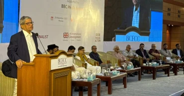 Divided journalists end up serving politicians, says Fakhrul promising free press