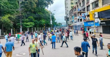 Protesters clash with police, ruling party activists as unrest spread in Ctg , 40 wounded
