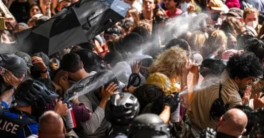 Israel-Hamas war protesters and police clash on Texas campus, Columbia University begins suspensions