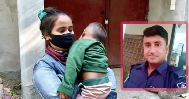 Woman with child at cop’s residence in Jashore demanding wife’s rights