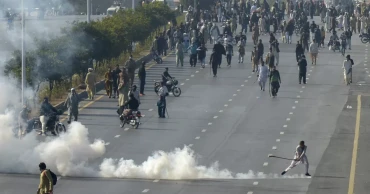 6 killed in Pakistan as Imran Khan supporters breach lockdown