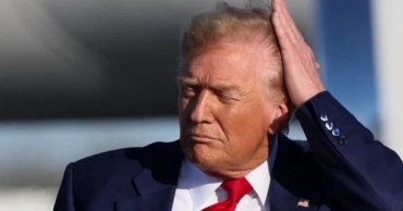 Trump says US to hit Iran ‘very hard’ tonight