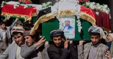 Saudi Arabia urges Yemen's separatists to leave 2 governorates as the anti-rebel coalition strains