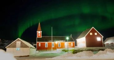 Danish forces evacuate ill US submariner off Greenland