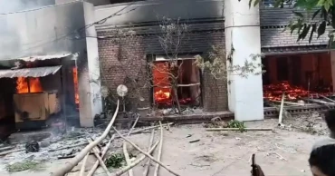 Bangabandhu Museum, AL offices in Dhaka attacked
