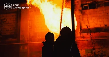 Zelenskyy seeks Tomahawks from Trump as Russian strikes hit Kharkiv hospital