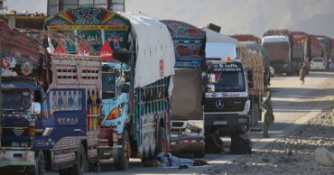 Pakistan partially reopens Torkham border for Afghan refugees