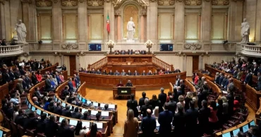 Portuguese parliament approves bill banning face coverings in public