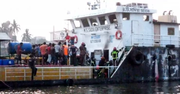 Six injured as oil-carrying vessel catches fire in Dakatia River