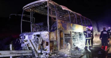 8 killed, 33 injured as passenger bus catches fire after crash in Turkey