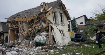 Ukraine, Russia signal readiness for new peace talks as major differences persist