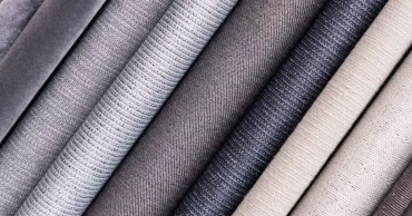 How to Choose the Best Fabric for Your Suit