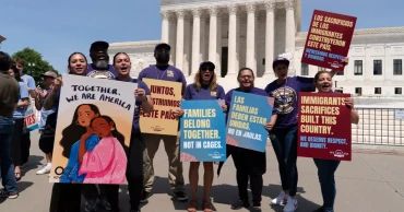 US Supreme Court blocks Trump bid to restrict birthright citizenship