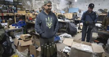 Americans helping Ukraine's war efforts say the US hasn't done enough