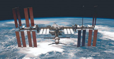 Two astronauts complete 2nd spacewalk to repair cosmic particle detector