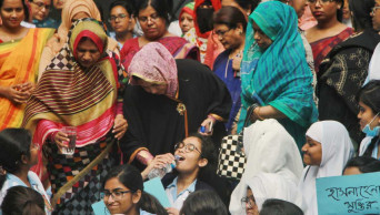 Viqarunnisa students withdraw hunger strike