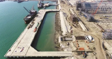 Land-based LNG terminal near Matarbari to be implemented under PPP
