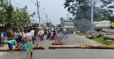 Jute workers block road in Khulna for 3rd straight day over raw jute export curbs