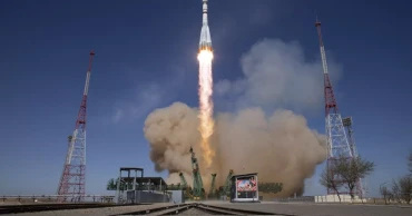 US-Russian trio begins 8-month stay aboard International Space Station