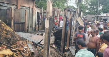 8 shops gutted in Kurigram fire