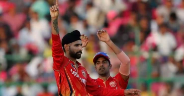 IPL: Gujarat, Bengaluru and Punjab advance to playoffs