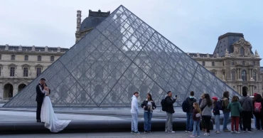 5 more arrested over Louvre jewel heist