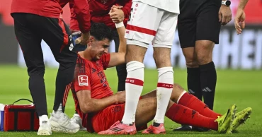 Bayern midfielder Aleksandar Pavlovic undergoes surgery on broken collarbone