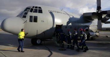 Aid, rescuers rush to Turkey, Syria after deadly earthquake