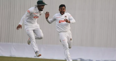 Dhaka Test: India pursuing 145 as Mehidy bags 3 wickets