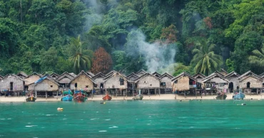 Thailand's sea nomads strive to preserve their vanishing oceanic heritage