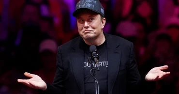 Pennsylvania challenge of Elon Musk's $1M-a-day voter sweepstakes moves back to state court