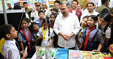 PM visits ‘Green School’ stalls, urges children to keep schools clean
