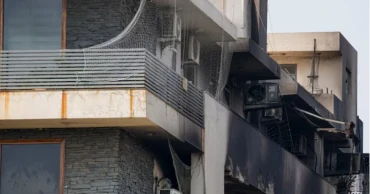 Locked terrace door traps residents in deadly Delhi building fire