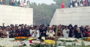 BNP leaders, activists offer prayers at Khaleda Zia’s grave after Jum'a prayers