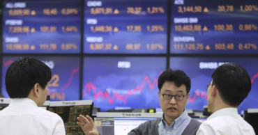 European shares fall, Asia advances after Wall Street rally