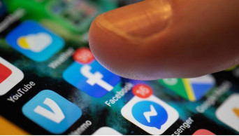 US plans for fake social media run afoul of Facebook rules