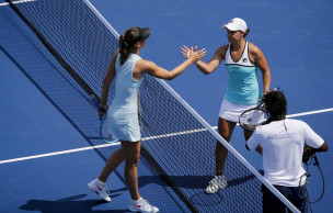 No. 4 Simona Halep rallies to avoid upset in Ohio