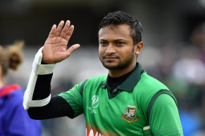 Shakib meets ACC chief