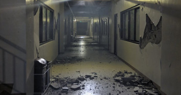 Strong quake sends people out of malls in south Philippines