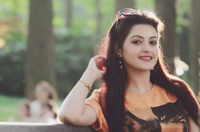 Pori Moni: A Dazzling Star in Bangladeshi Cinema