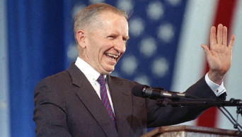 Colorful self-made billionaire H. Ross Perot dies at 89