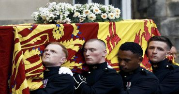 Rules issued for paying respects to the queen