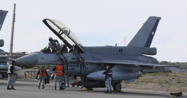 Chile combs Antarctic for missing plane with 38 aboard