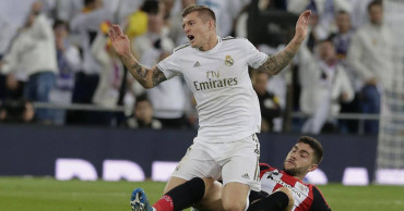 Real Madrid enters winter break 2 points behind leader Barca