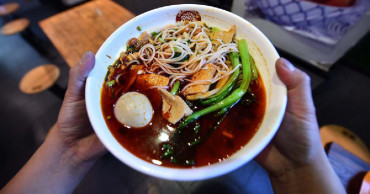 River snail rice noodles boost poverty alleviation in China's Guangxi