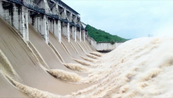 Bangladesh rivers to swell as India opens all Farakka gates 