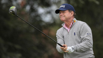 Broadhurst tops Senior British Open, Watson bidding farewell