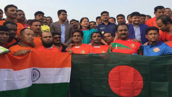 Friendly Football: Narsingdi Sonali Otit Club beat Duars Veteran Club 1-0