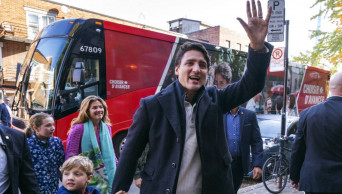 Canada's Trudeau wins 2nd term but loses majority